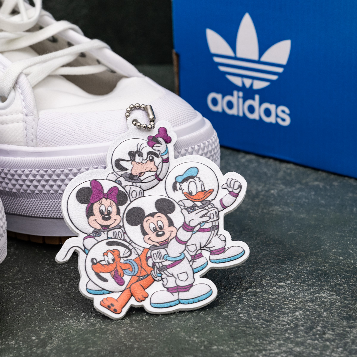 ABC-MART「adidas Originals｜ミッキー＆フレンズコレクション」6