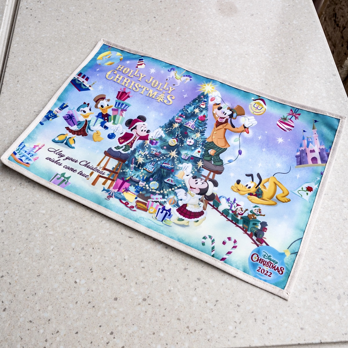 ツリーの飾りつけを楽しむミッキー フレンズデザイン 東京ディズニーリゾート ディズニー クリスマス22 スーベニアランチョンマット