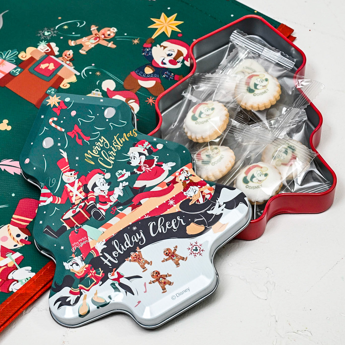 ミッキー＆フレンズ クッキー 缶入り DISNEY CHRISTMAS 2022　2