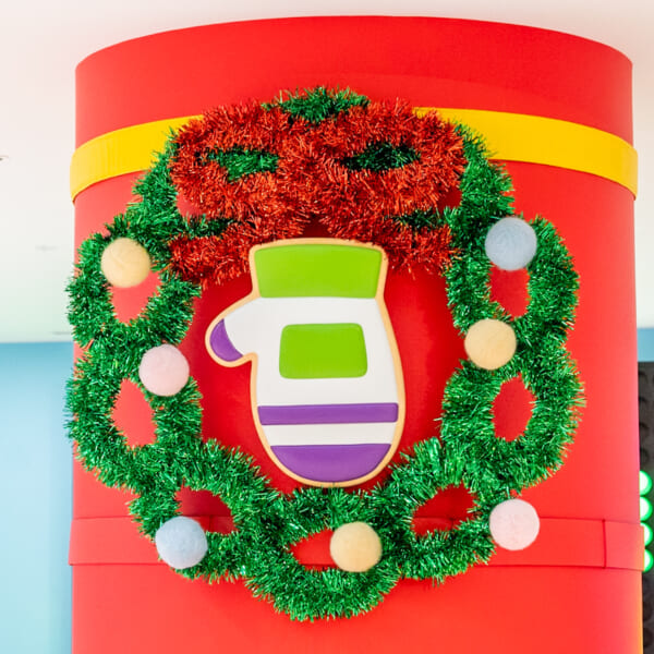 東京ディズニーリゾート・トイ・ストーリーホテル　2025クリスマスデコレーション8