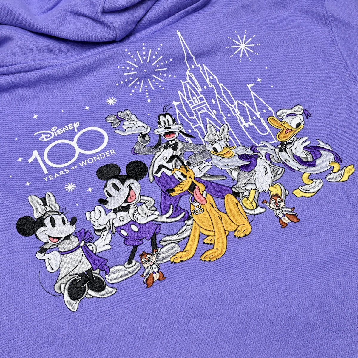 ミッキー＆フレンズ パーカー パープル The Disney100 Platinum Celebration Collection　刺繍