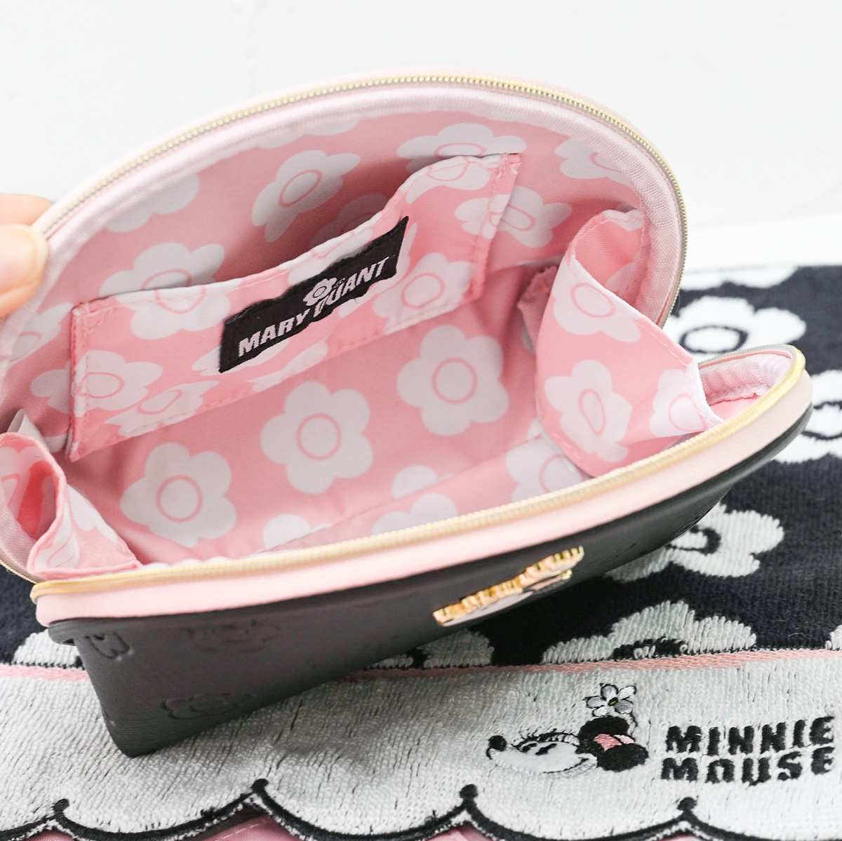 【MARY QUANT】ミニー ポーチ MINNIE DAY 2023　内側