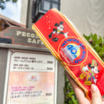 東京ディズニーランド「ペコスビル・カフェ」2023夏グランドメニュー
