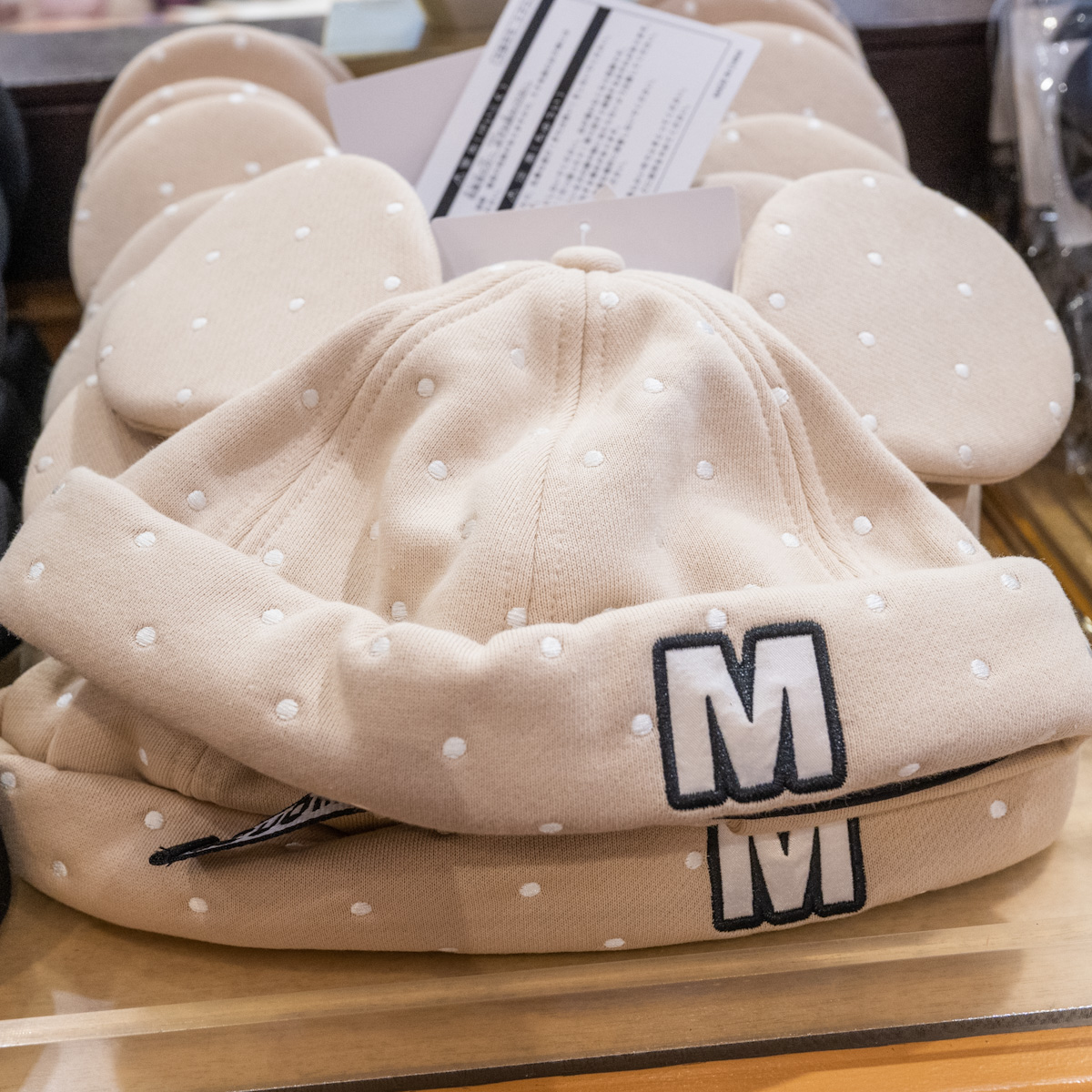 東京ディズニーランド「ミッキーマウス」キャップ（帽子）