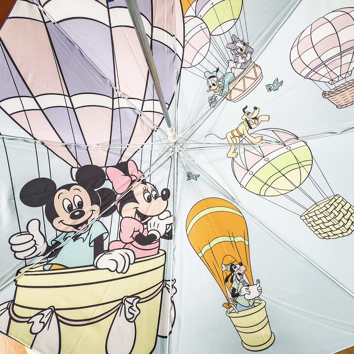 ミッキー＆フレンズ 長傘 ジャンプ式 晴雨兼用 気球 Disney Store Japan 30th Anniversary　内側
