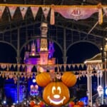 東京ディズニーランド”ディズニー・ハロウィーン2023”デコレーション　ワールドバザール中央　ミッキーかぼちゃデコレーション5