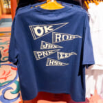 東京ディズニーリゾート『モンスターズ・ユニバーシティ』Tシャツ　ブルー　バックデザイン