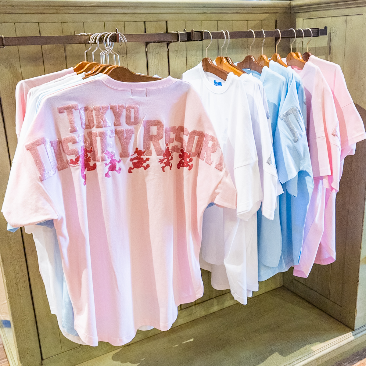 東京ディズニーリゾート「ミッキー&フレンズ」ビッグシルエットTシャツ