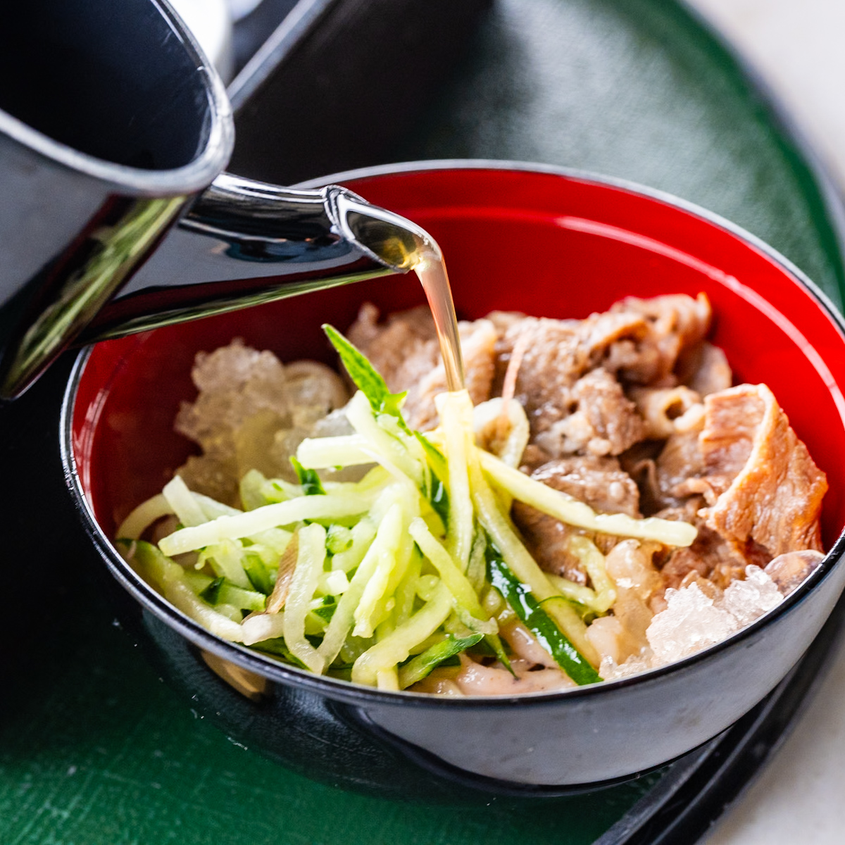 和牛くわ焼きの冷製七穀うどん　つゆ