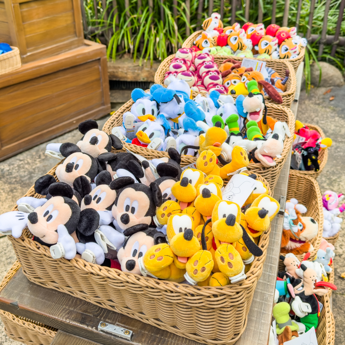 東京ディズニーランド　くっつきぬいぐるみ（肩のせぬいぐるみ）お土産