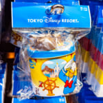 東京ディズニーランド チョコレートクランチ缶入り消しゴム