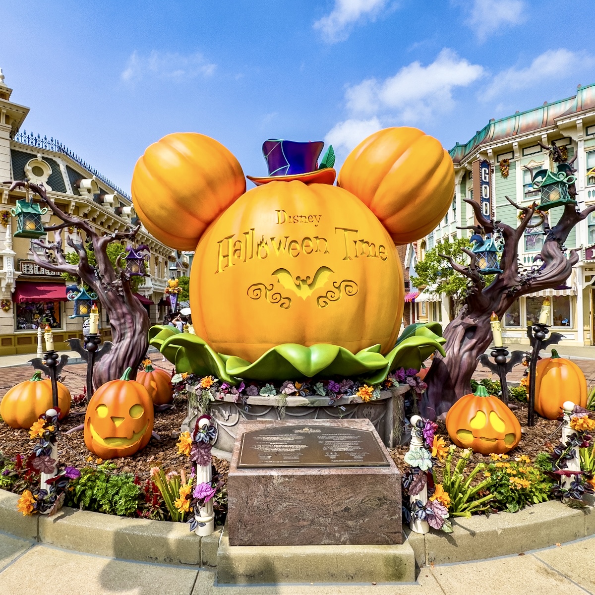 香港ディズニーランド・リゾート「ディズニー・ハロウィーン・タイム2024」　パンプキンデコレーション1