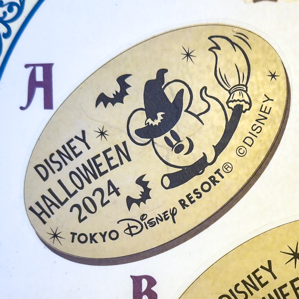 東京ディズニーシー「ヴィラ・ドナルド・ホームショップ」”ディズニー・ハロウィーン2024”スーベニアメダル　ミッキーゴースト