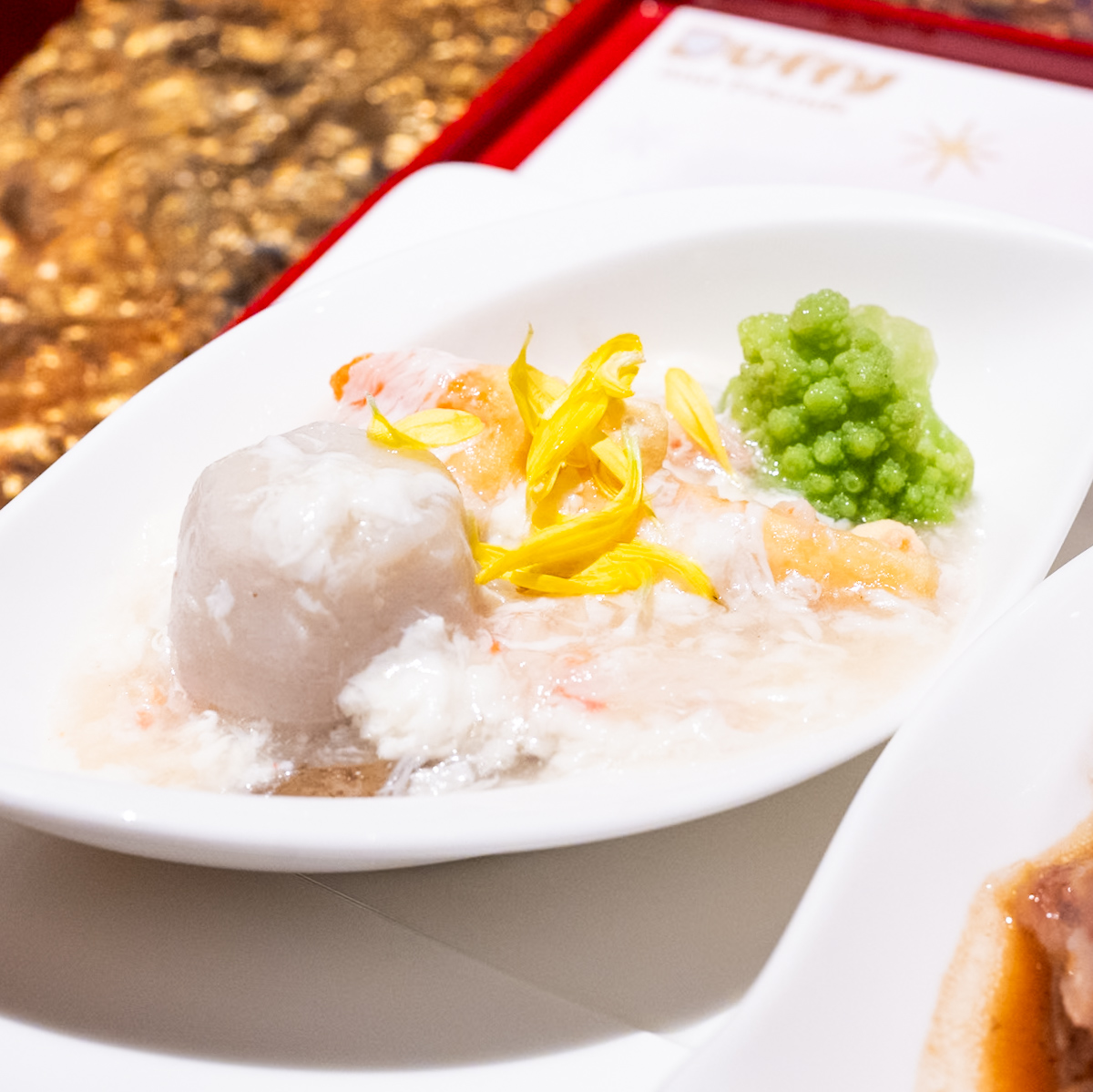 ズワイガニと野菜の蟹肉あんかけ