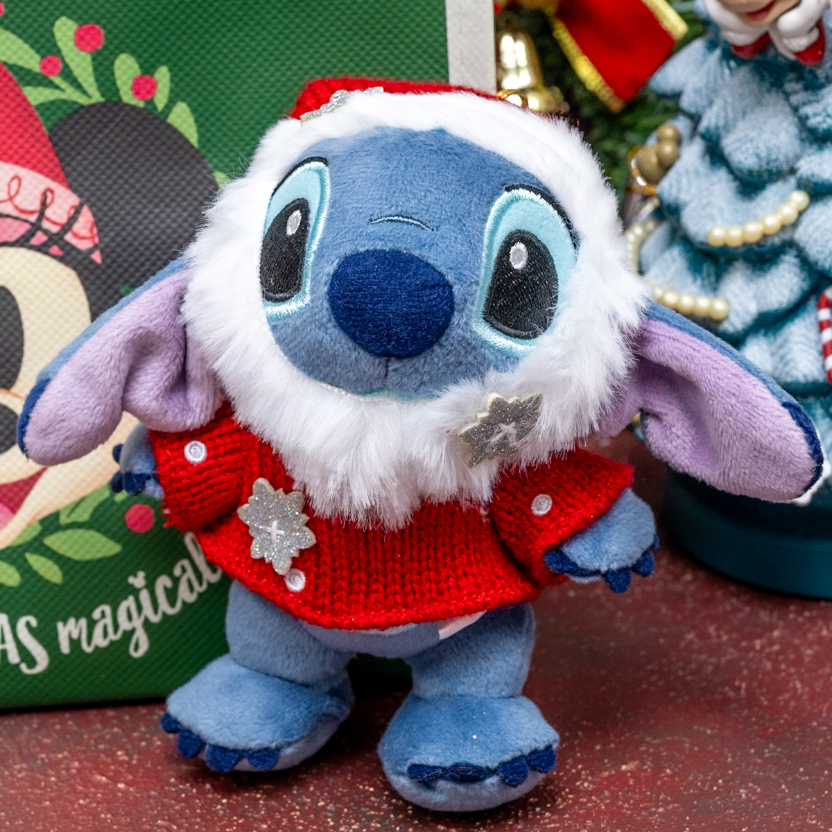 スティッチ ぬいぐるみキーホルダー・キーチェーン DISNEY CHRISTMAS