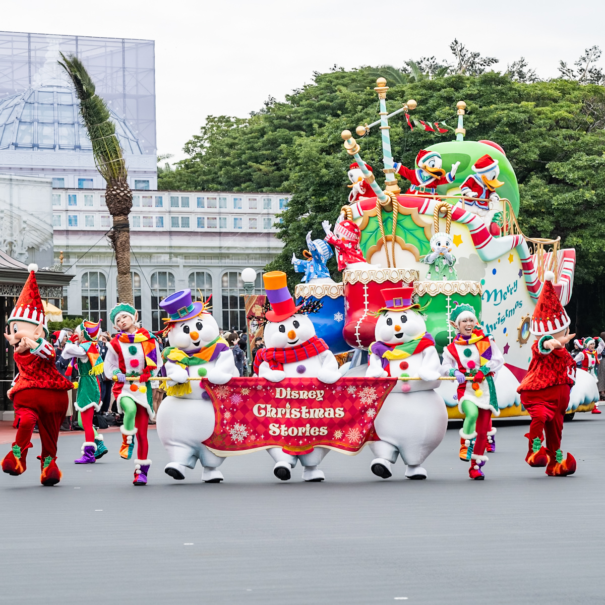 東京ディズニーランド「ディズニー・クリスマス・ストーリーズ“フォンド・フェアウェル”」2024