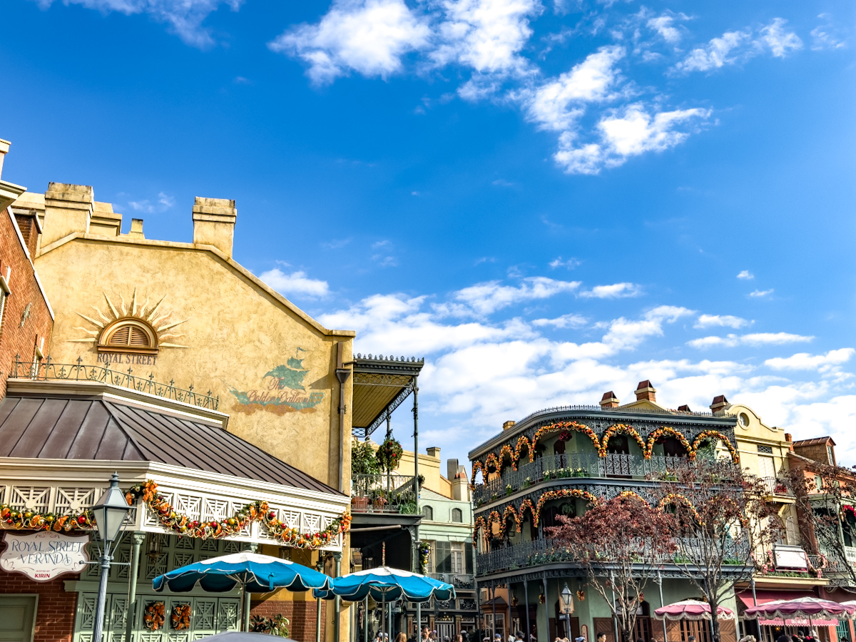 東京ディズニーランド／アドベンチャーランド「ロイヤルストリート・ベランダ」