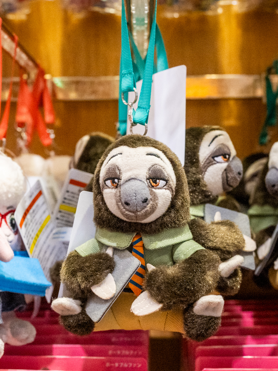 東京ディズニーランド『ズートピア』ぬいぐるみチャーム　フラッシュ