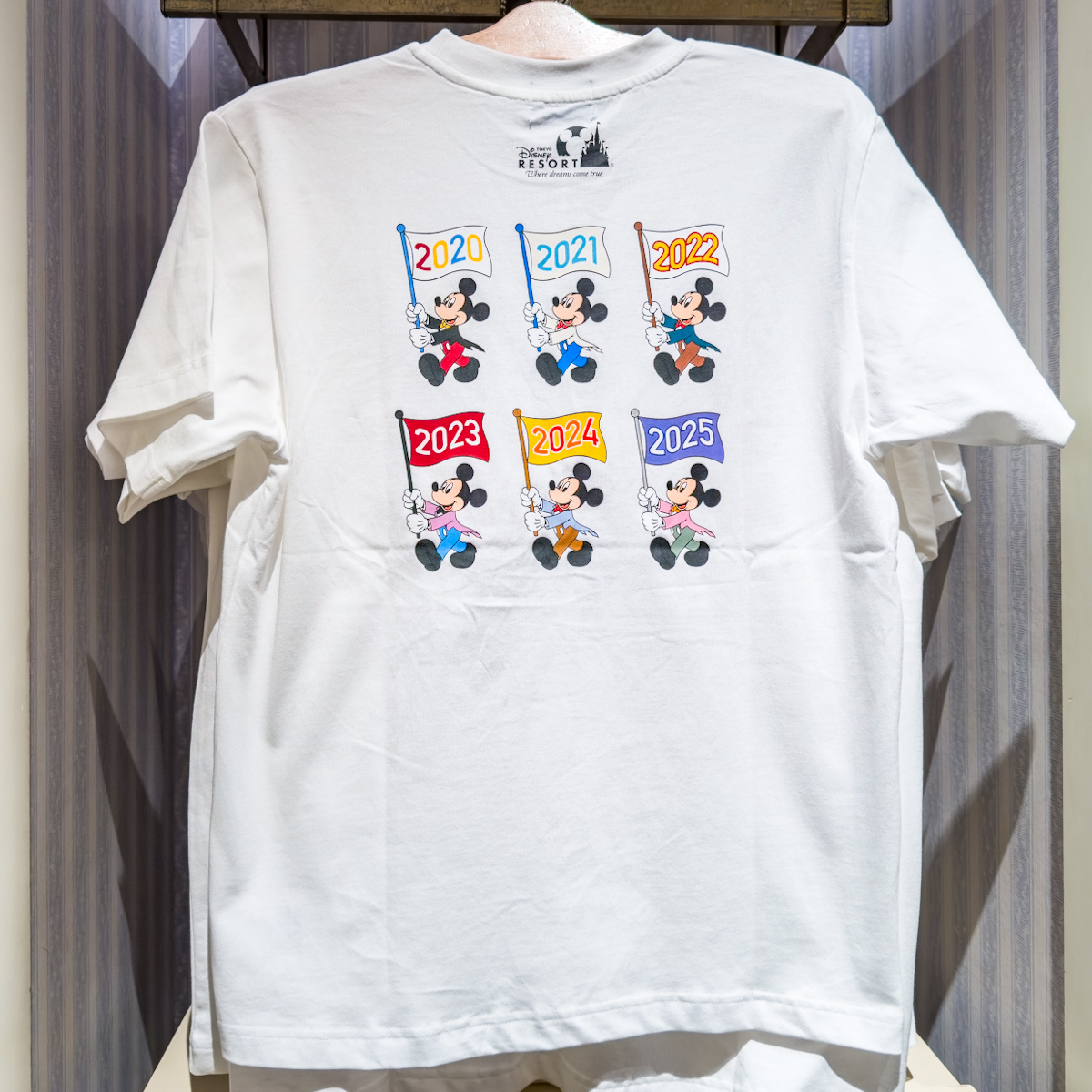 東京ディズニーランド「ミッキーマウス」2025Tシャツ　裏面