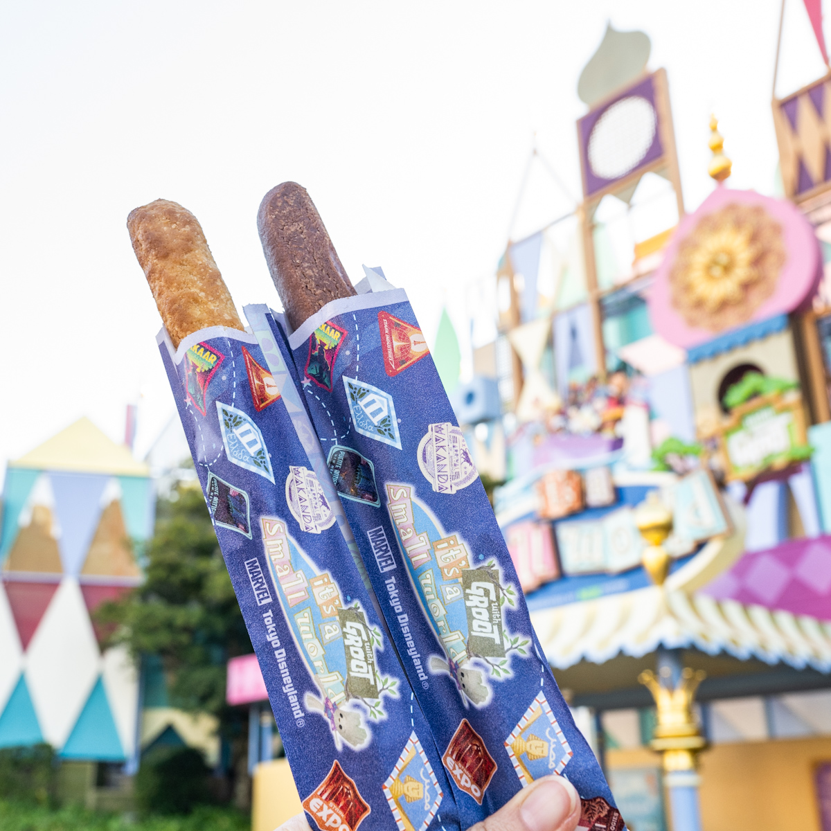 東京ディズニーランド「ビレッジペイストリー」イッツ・ア・スモールワールドｗithグルートパッケージティポトルタ（チョコレート＆オレンジ／スウィートポテト）1