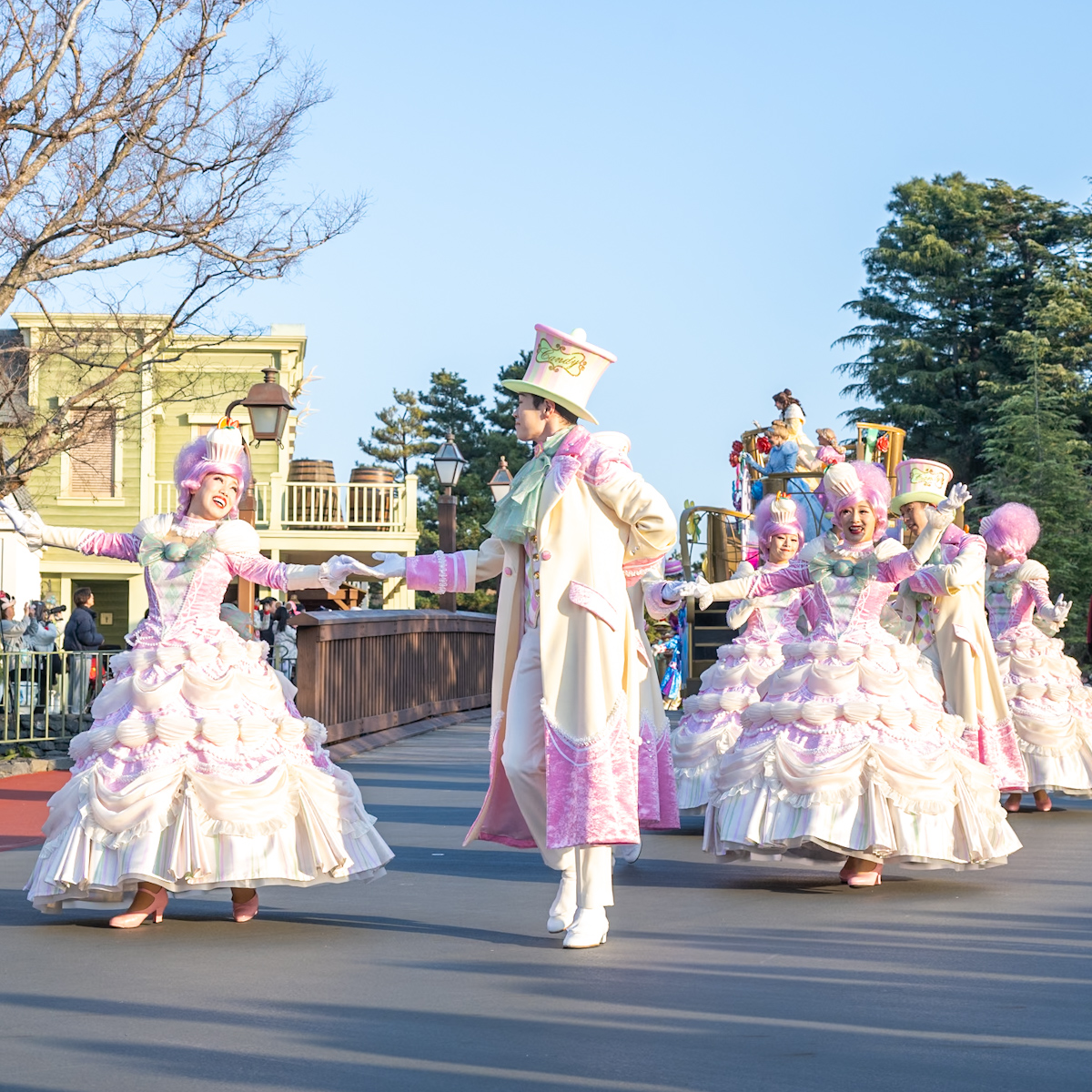 スウィーツ・ガーデン・プラザ　ダンサー