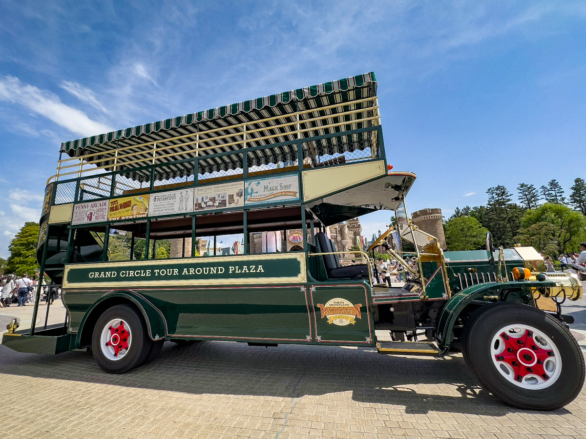 東京ディズニーランド　オムニバス　新車