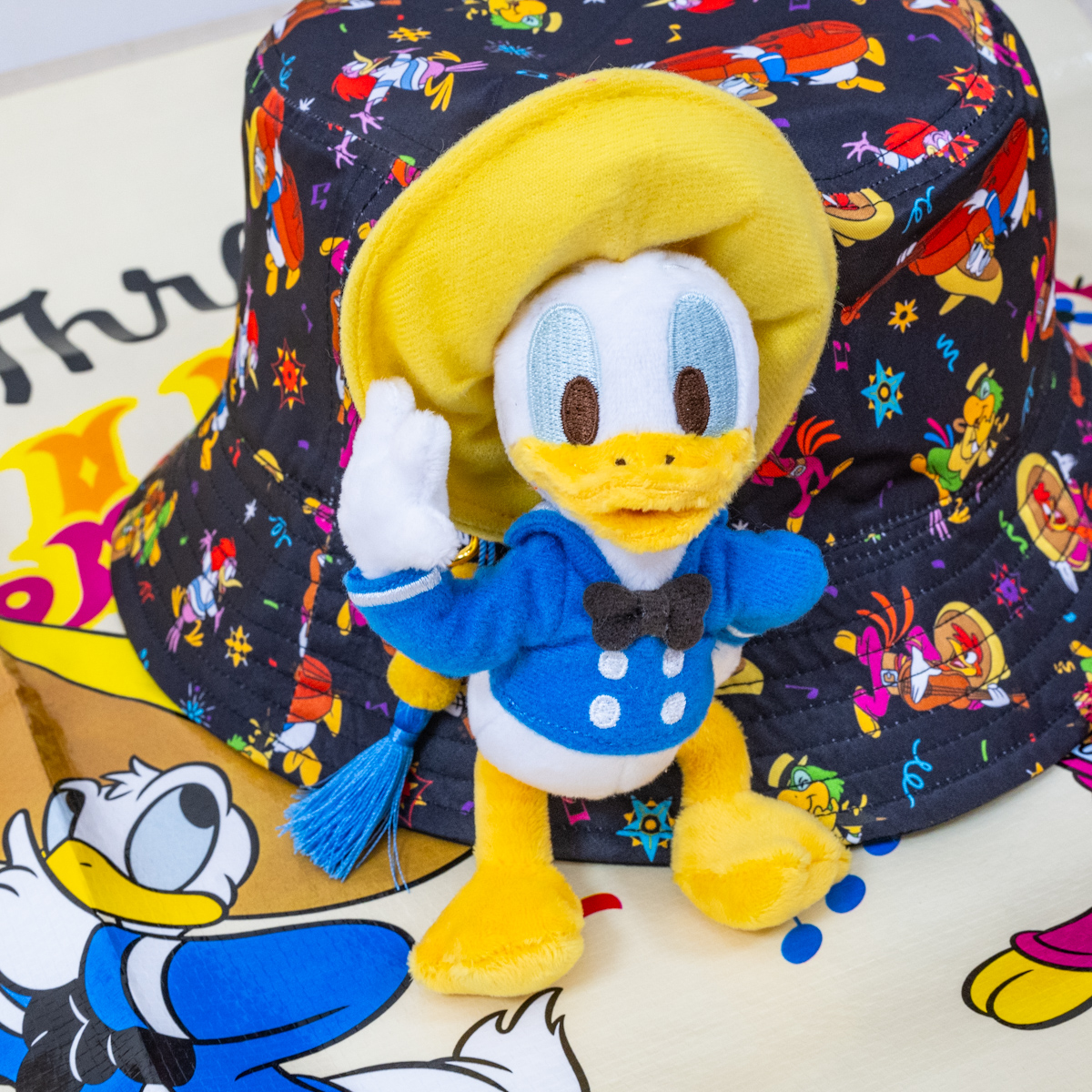 ドナルド ぬいぐるみキーホルダー・キーチェーン THE THREE CABALLEROS 80TH