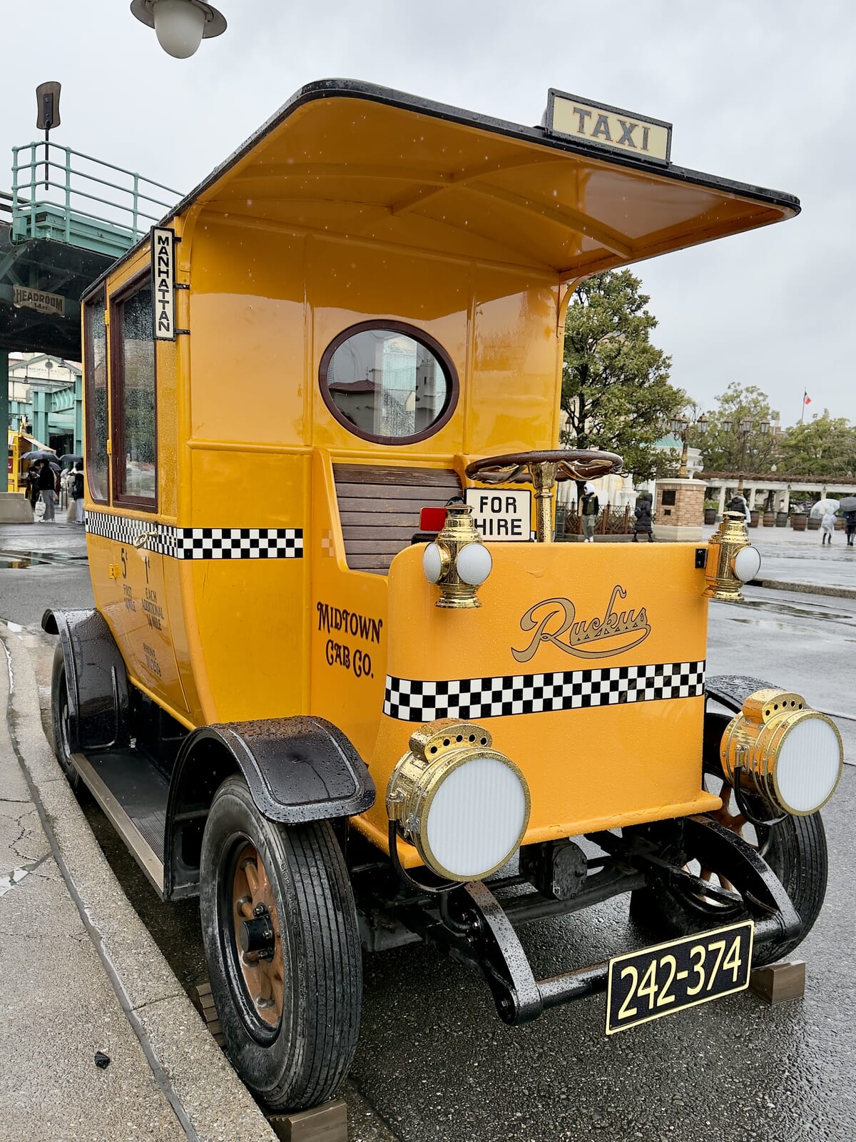 東京ディズニーシー ディズニー・ビークル・コレクション〈トミカ〉ミッドタウンキャブ1