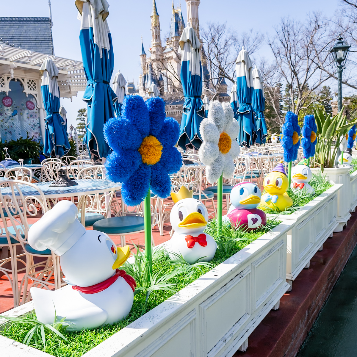 東京ディズニーランド「プラザパビリオン・レストラン」クワッキーダックデコレーション