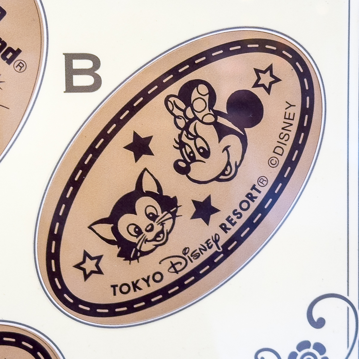 東京ディズニーランド「チームディズニー」スーベニアメダル　ミニー&フィガロスーベニアメダル