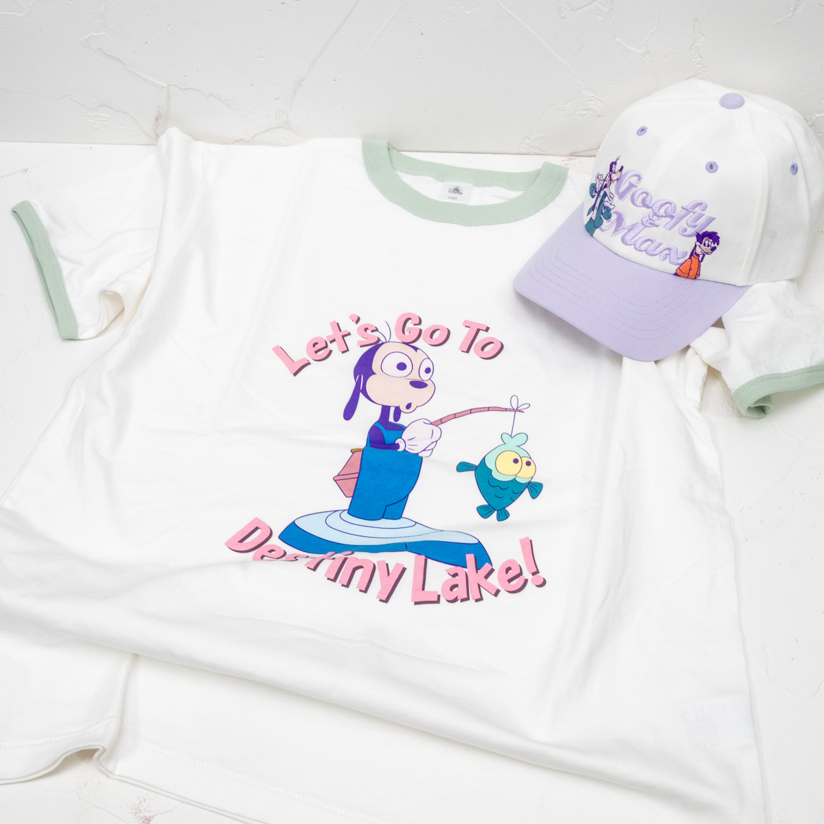 グーフィー・ムービー／ホリデーは最高！！ 半袖Tシャツ リンガー