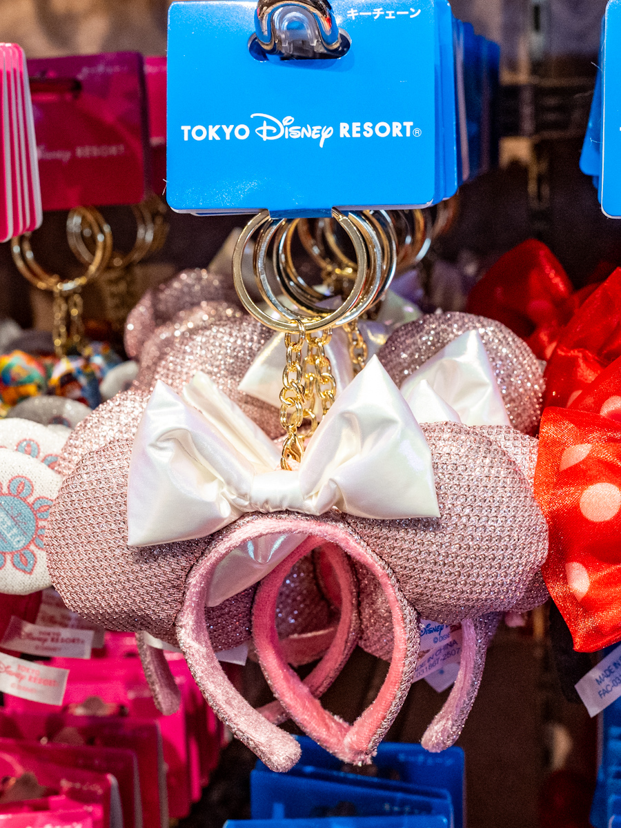 東京ディズニーランド ミニーカチューシャ　キーチェーン