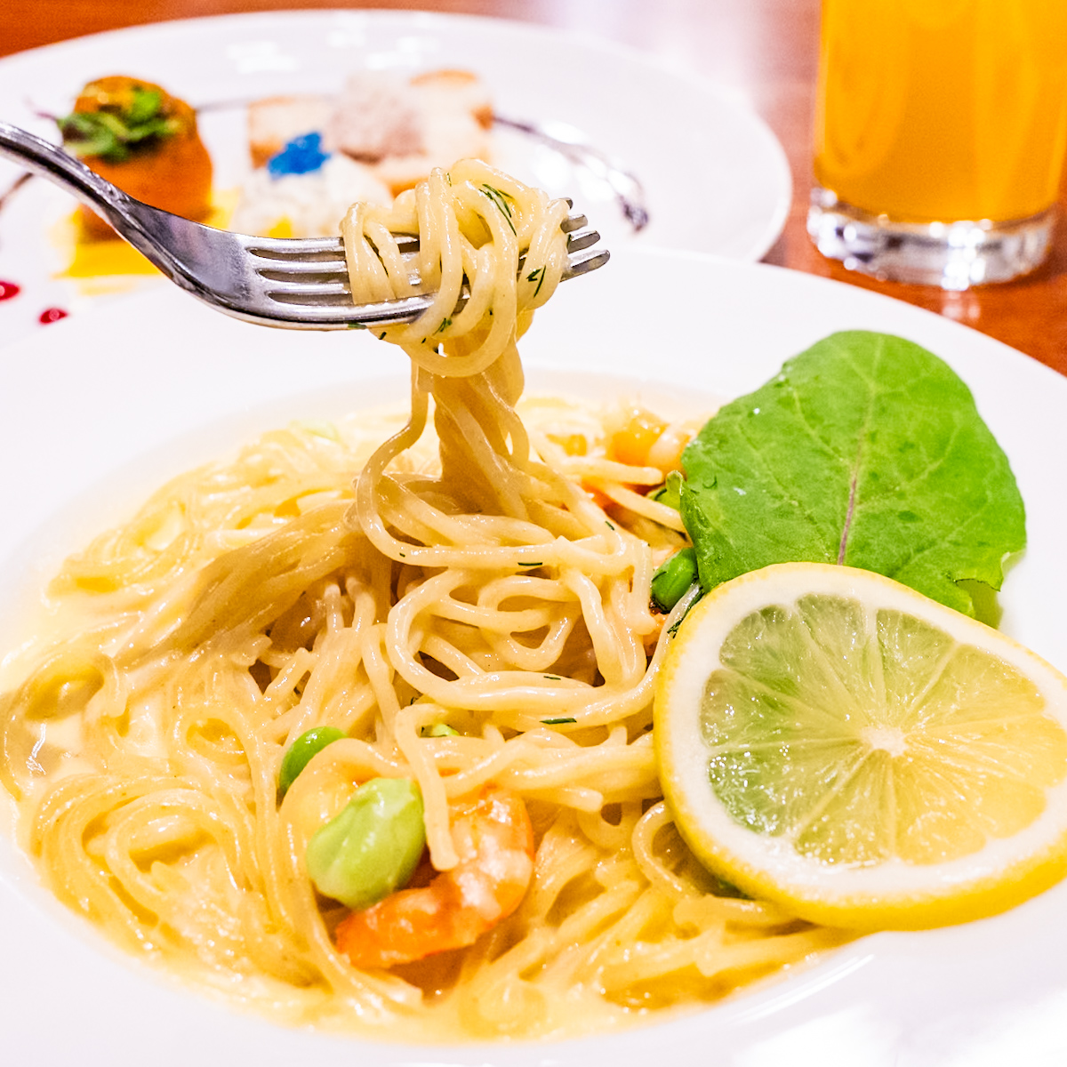 スパゲッティ、海老と枝豆のレモンクリームソース2