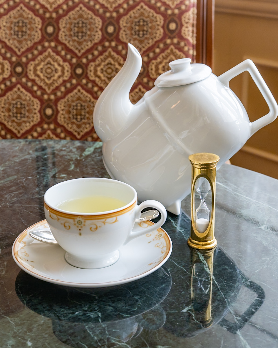 コーヒー　または　紅茶　スリーピングポット　ロンネフェルト