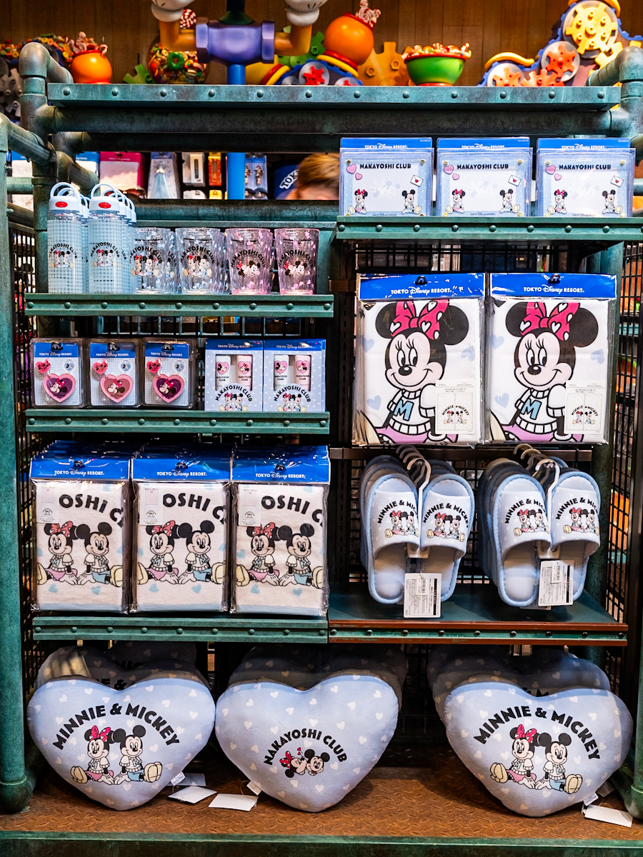 東京ディズニーリゾート『NAKAYOSHI CLUB』グッズ