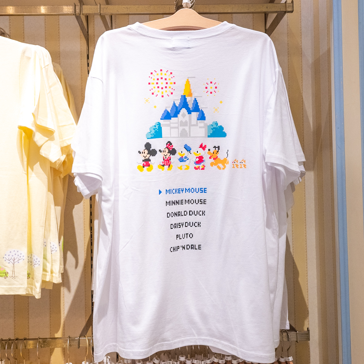 東京ディズニーリゾート「ミッキー&フレンズ」Tシャツ　バッグデザイン
