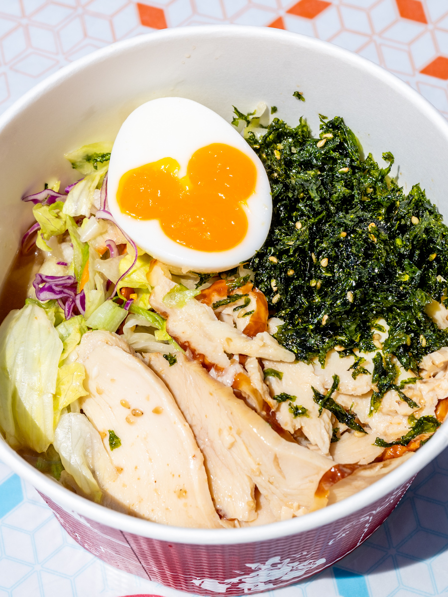 胡麻だれチキンの冷やしうどん　内容