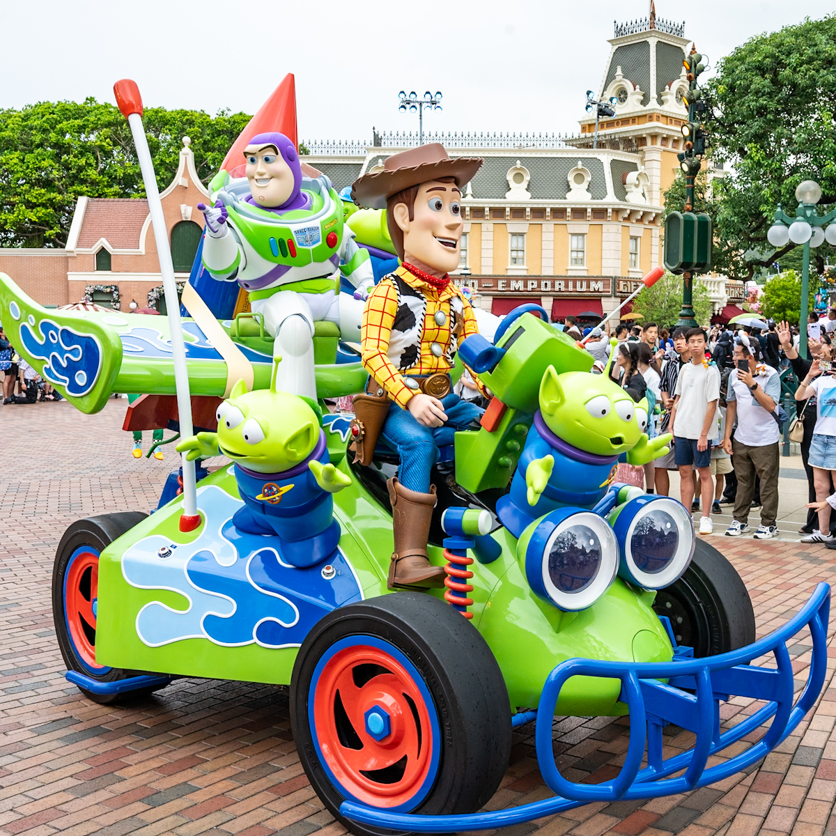 香港ディズニーランド20周年 デイタイム・パレード「フレンドタスティック！」『トイ・ストーリー』フロート