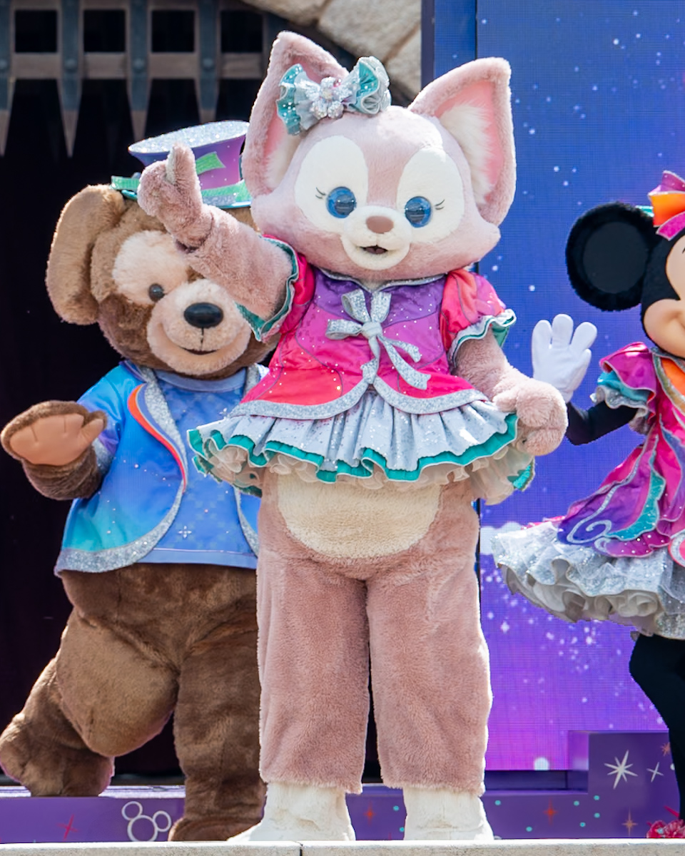 香港ディズニーランド20周年デイタイム・キャッスルショー｢ディズニー・フレンズ・ライブ：キャッスル・パーティー｣リーナ・ベル