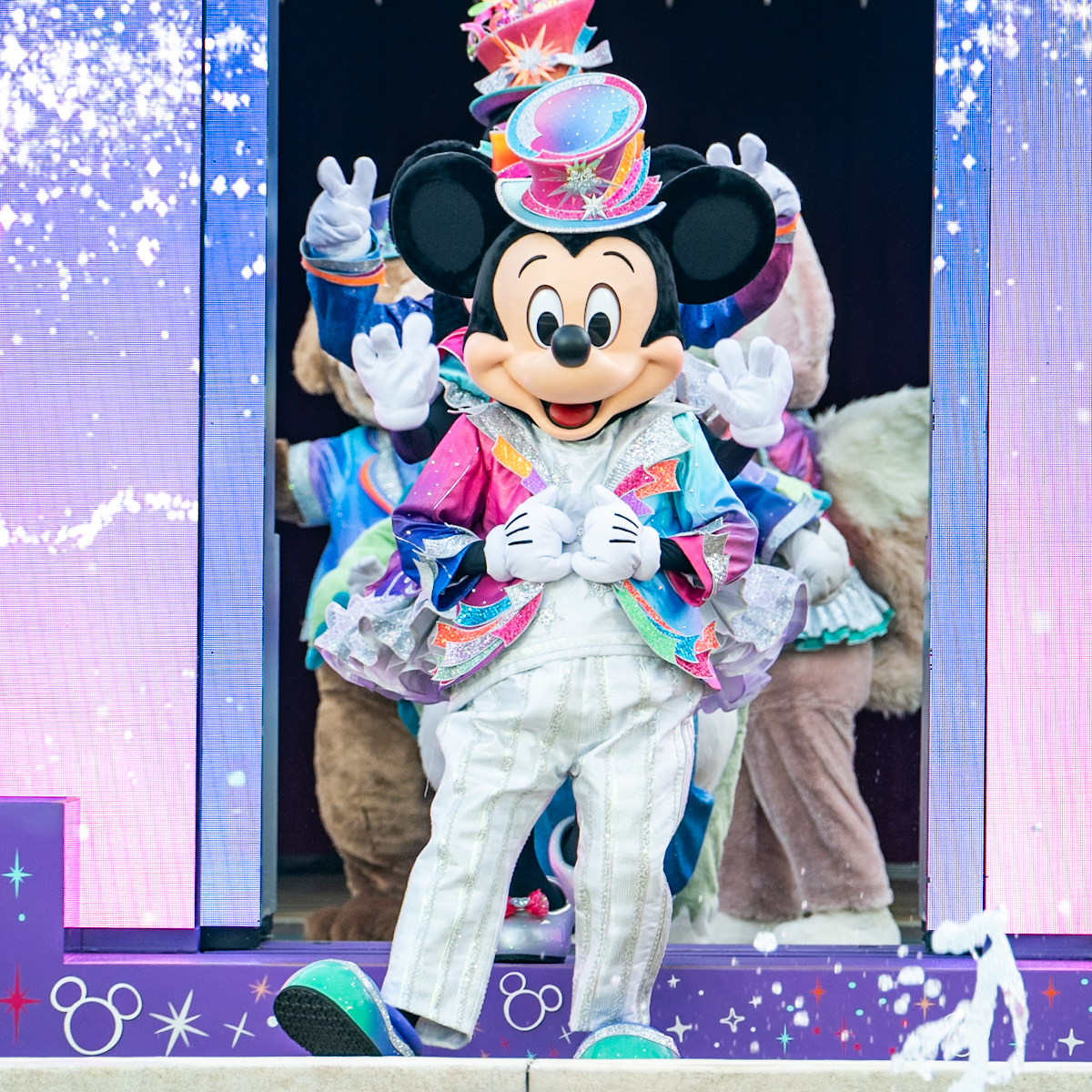 香港ディズニーランド20周年デイタイム・キャッスルショー｢ディズニー・フレンズ・ライブ：キャッスル・パーティー」ミッキーマウス