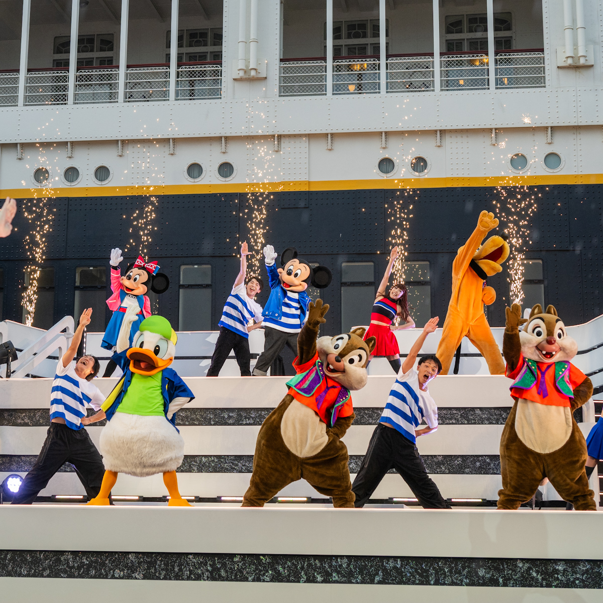 東京ディズニーシー 「サマー・クールオフat Tokyo Disney Resort」ドックサイド・スプラッシュ・リミックス