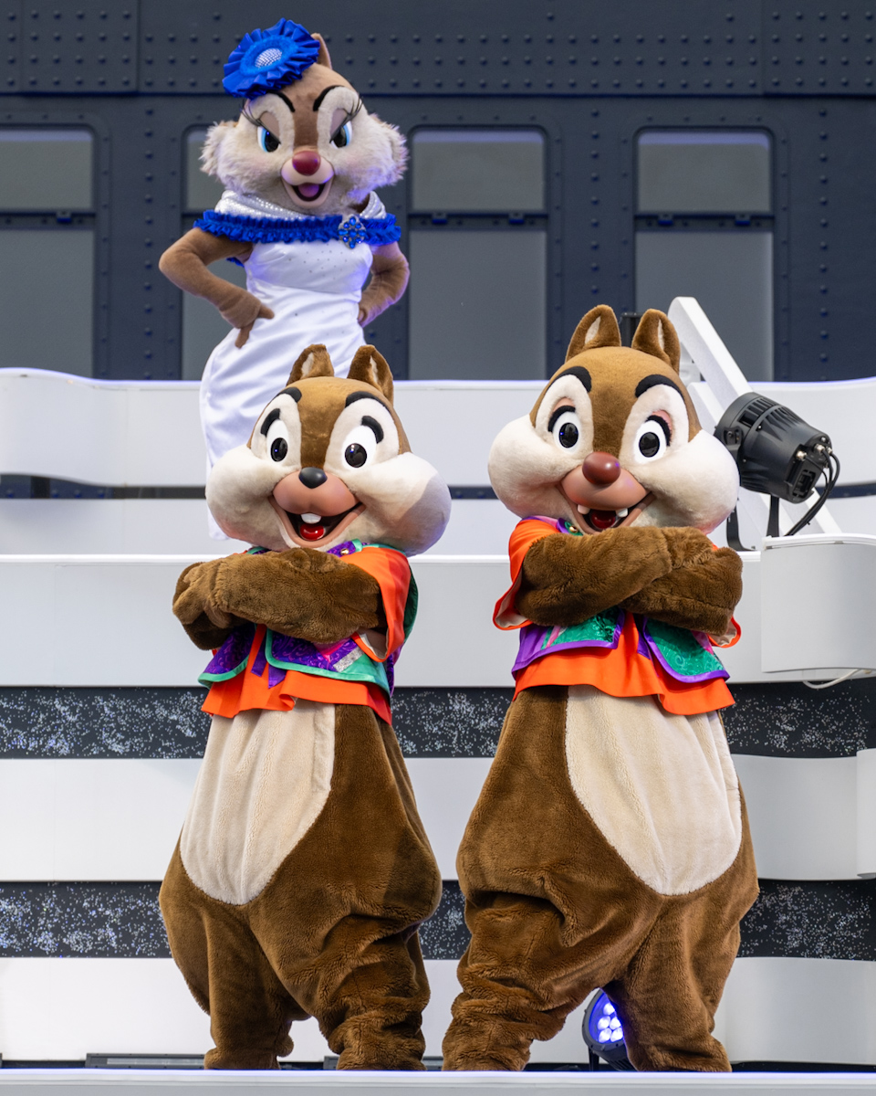 東京ディズニーシー 「サマー・クールオフat Tokyo Disney Resort」ドックサイド・スプラッシュ・リミックス　オープニング　チップアンドデール