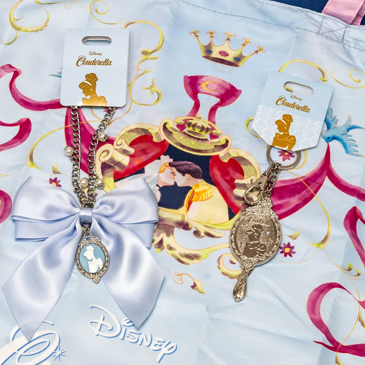 ディズニーストア「WISHING YOU A LOVELY DAY」グッズ