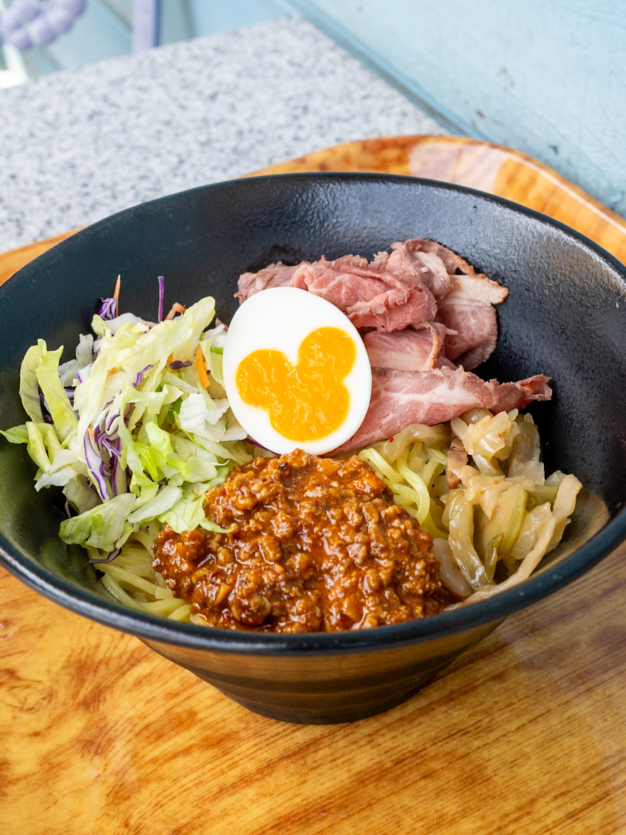 ローストビーフの冷やし豆乳担担まぜそば1