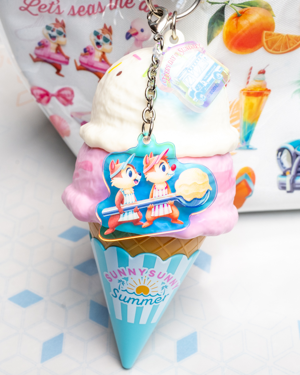 東京ディズニーランド「SUNNY SUNNY Summer2025」グミキャンディー、ミニスナックケース1