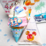 東京ディズニーランド「SUNNY SUNNY Summer2025」グミキャンディー、ミニスナックケース　コーン