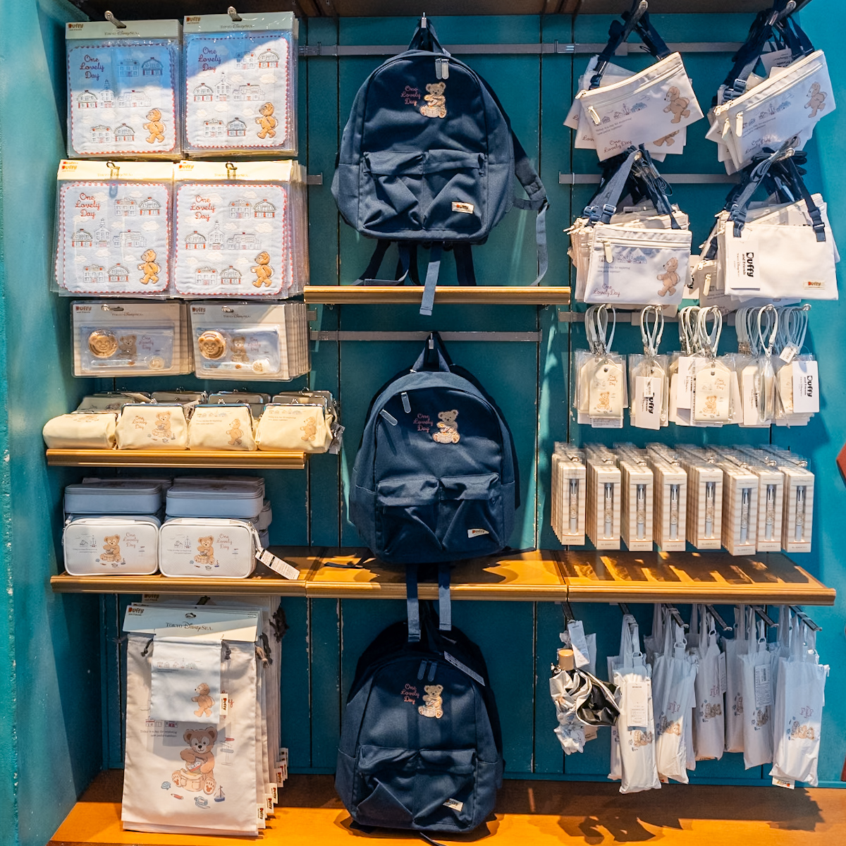 東京ディズニーシー『ダッフィー＆フレンズ One Lovely Day』グッズ