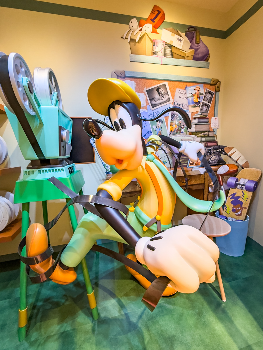 ディズニーストア 東京ディズニーリゾート店 リニューアル　グーフィー