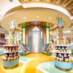 ディズニーストア 東京ディズニーリゾート店 リニューアル　デジタルエレベーター