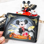 ファンダフル・ディズニーメンバー限定グッズ（「We Love ビッグバンドビート」カメラストラップ（パスケース付き））パスケース1